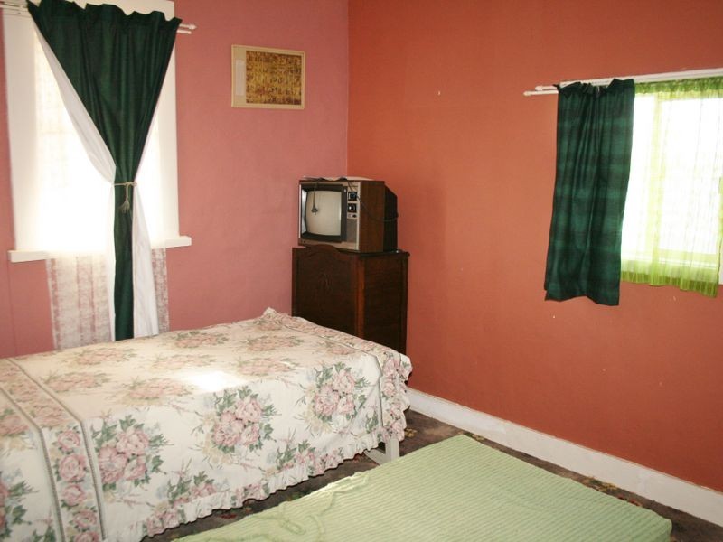 1 Clemintina Street, Price SA 5570