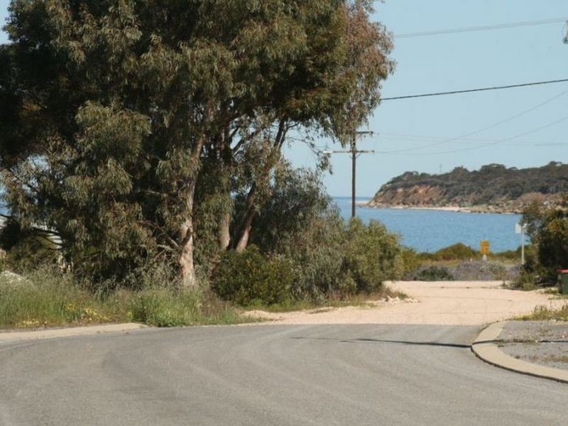 11 Esther Lane, Port Julia SA 5575