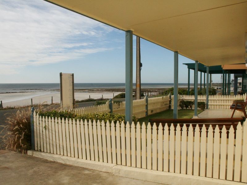 44 Foreshore Road, Hardwicke Bay SA 5575