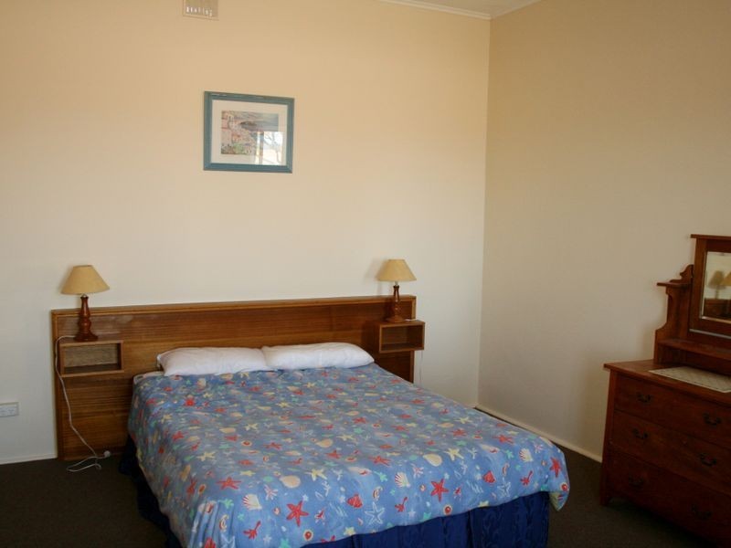 3 Marine Parade, Port Vincent SA 5581