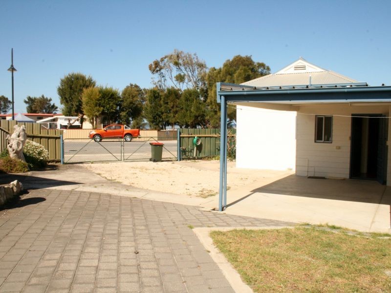 3 Marine Parade, Port Vincent SA 5581