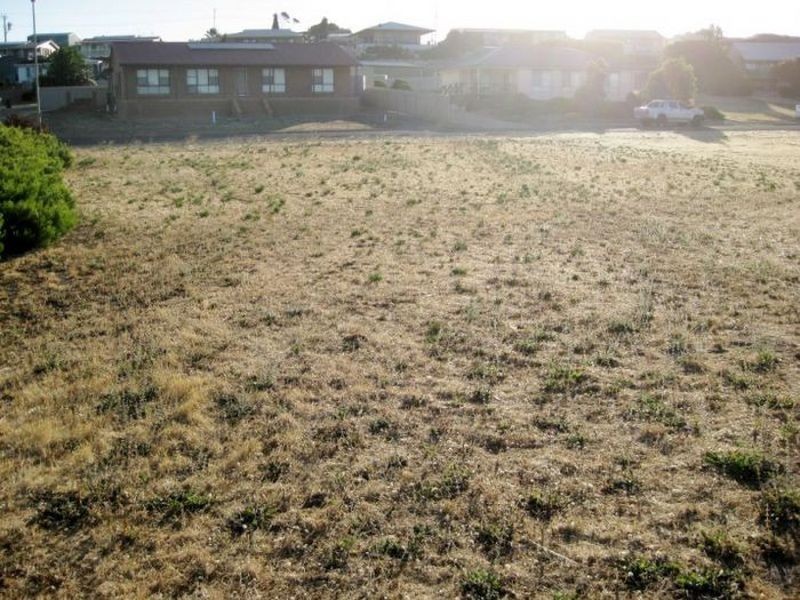 Lot 141 (1 Hardwicke Close, Point Turton SA 5575