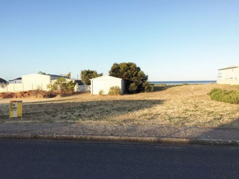 Lot 141 (1 Hardwicke Close, Point Turton SA 5575
