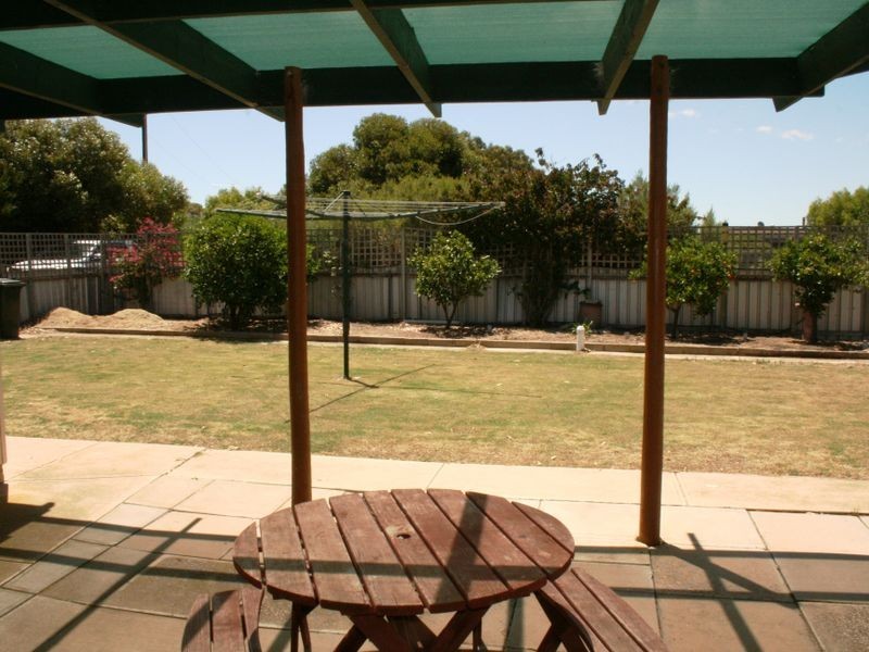 35 Parade, Price SA 5570