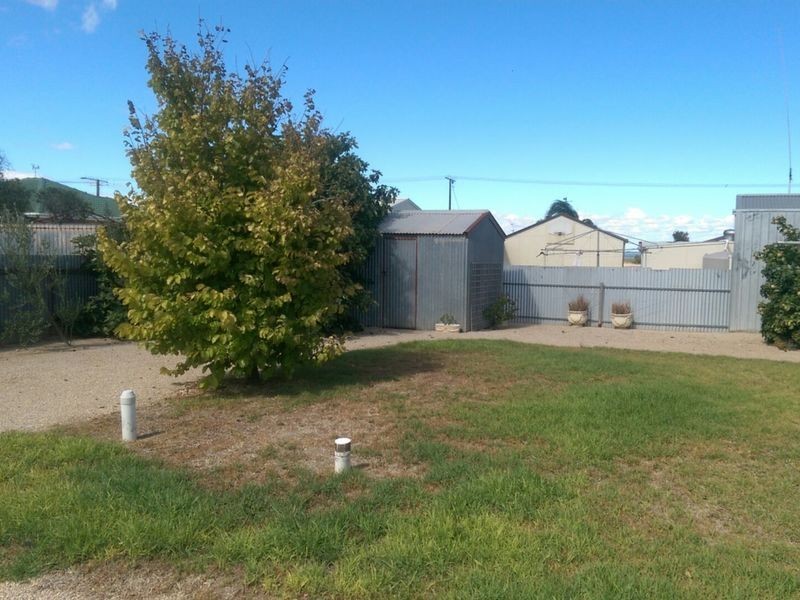 3 Yoolamardy Terrace, Port Clinton SA 5570