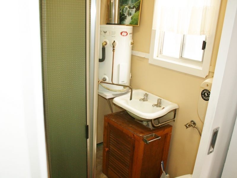 11 Bennett Street, Port Vincent SA 5581