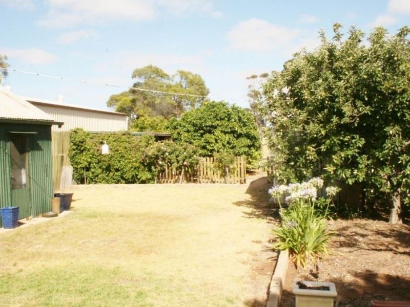 5 First Street, Minlaton SA 5575