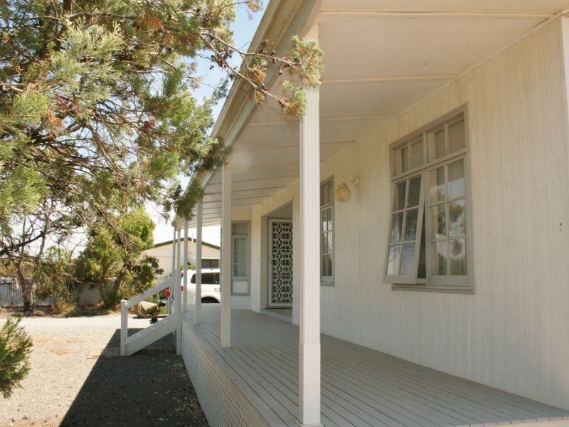 12 Osprey Street, Port Julia SA 5575