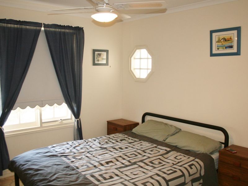12 Osprey Street, Port Julia SA 5575