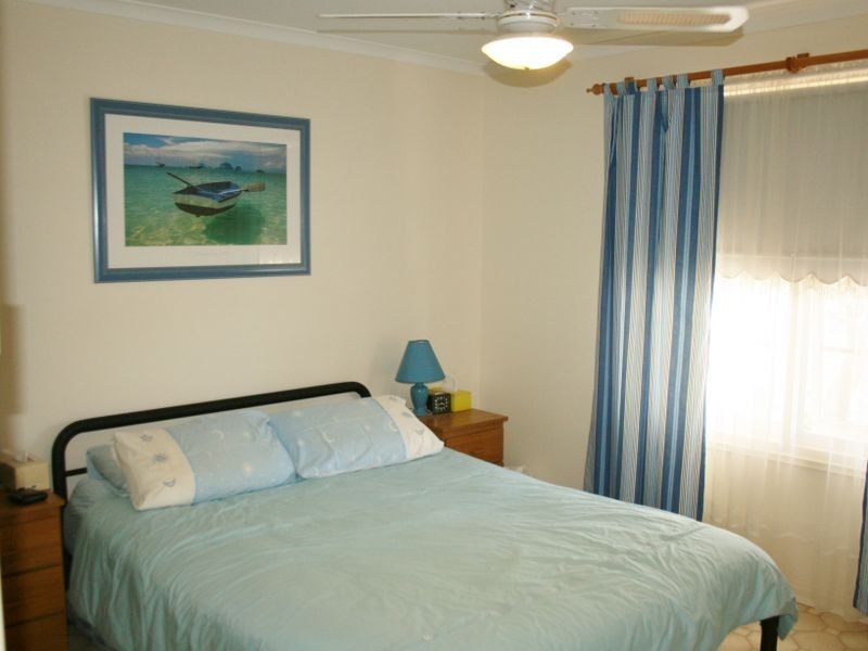 12 Osprey Street, Port Julia SA 5575