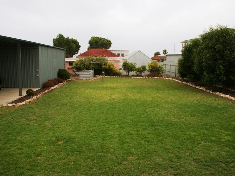12 Ramsay Street, Port Vincent SA 5581