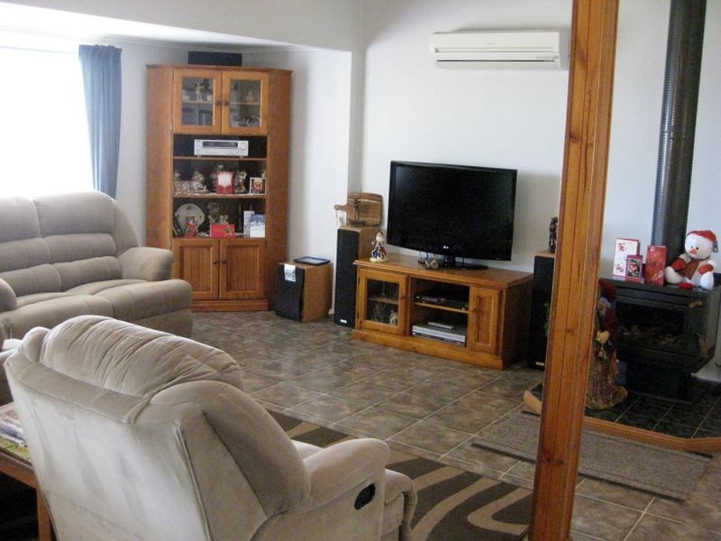 4 First Street, Warooka SA 5577