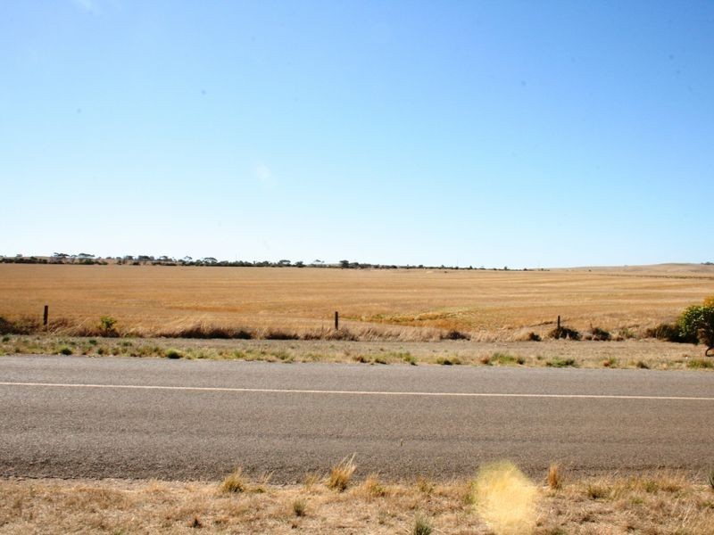 13 James Well Road, James Well SA 5571