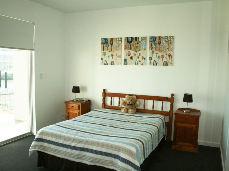 38 Marina Drive, Port Vincent SA 5581