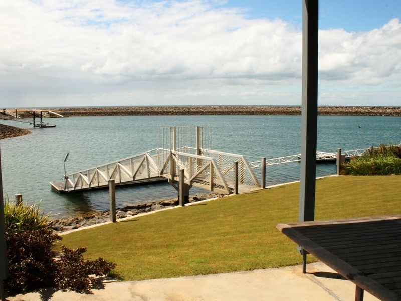 11 Ceres Court, Port Vincent SA 5581