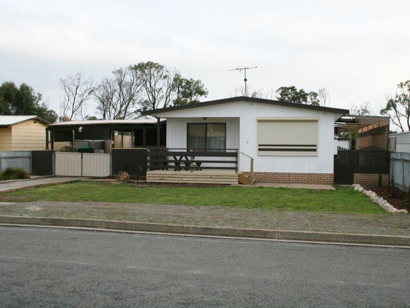 9 Bennett Street, Port Vincent SA 5581