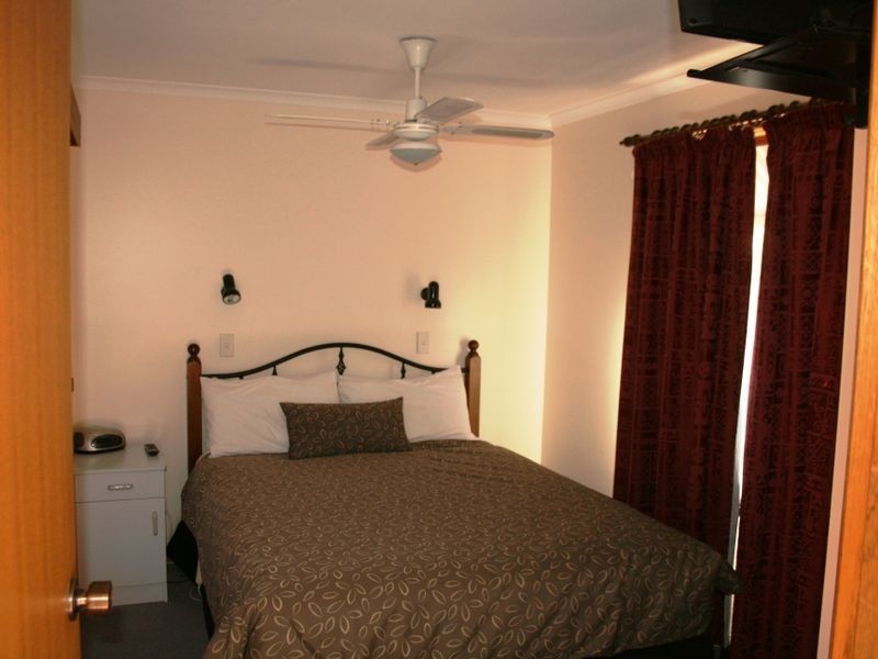 12 Main Street, Port Vincent SA 5581