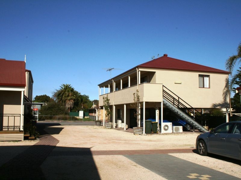 12 Main Street, Port Vincent SA 5581