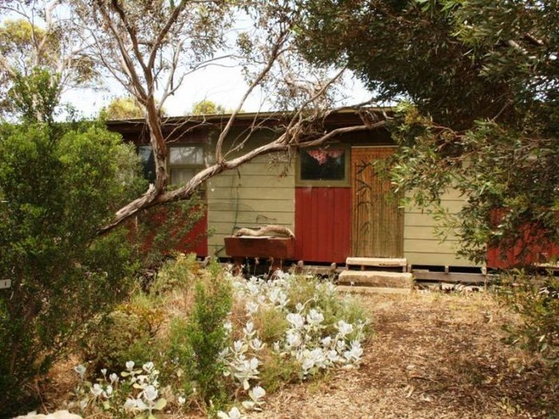 9 Adonis Court, Port Julia SA 5575