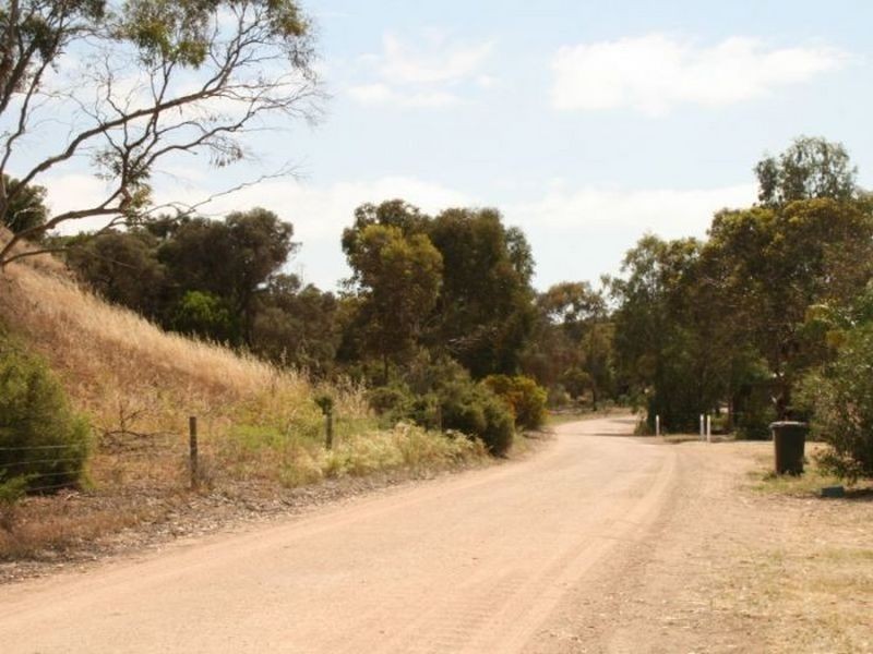 20 The Esplanade, Port Clinton SA 5570