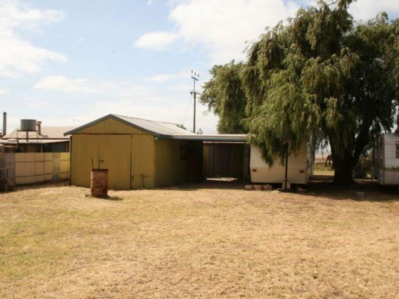 20 The Esplanade, Port Clinton SA 5570