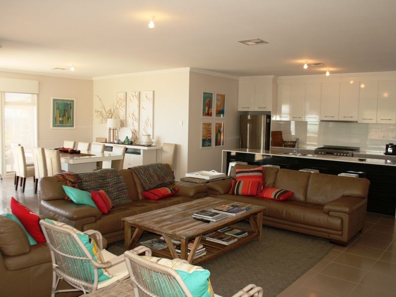 55 Marina Drive, Port Vincent SA 5581