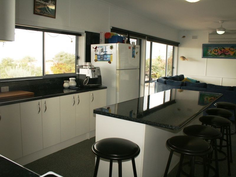 6 Davey Road, Rogues Point SA 5571