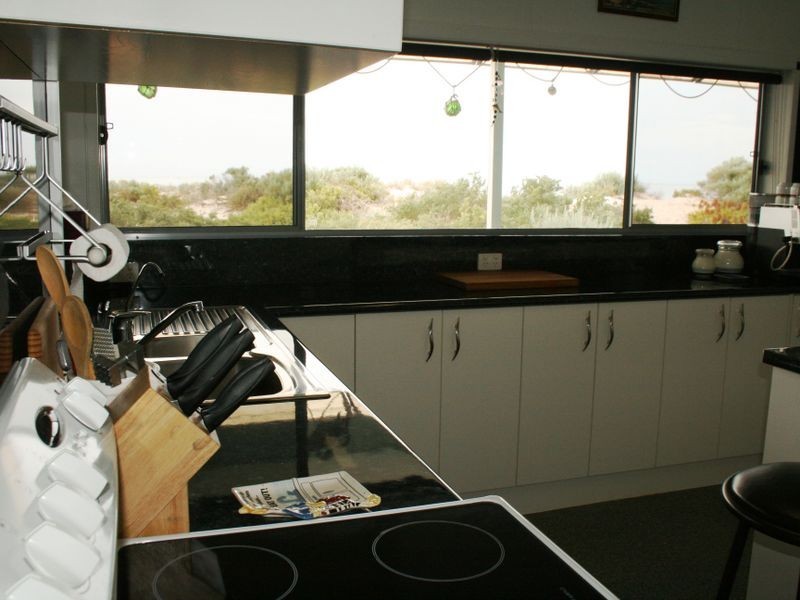 6 Davey Road, Rogues Point SA 5571