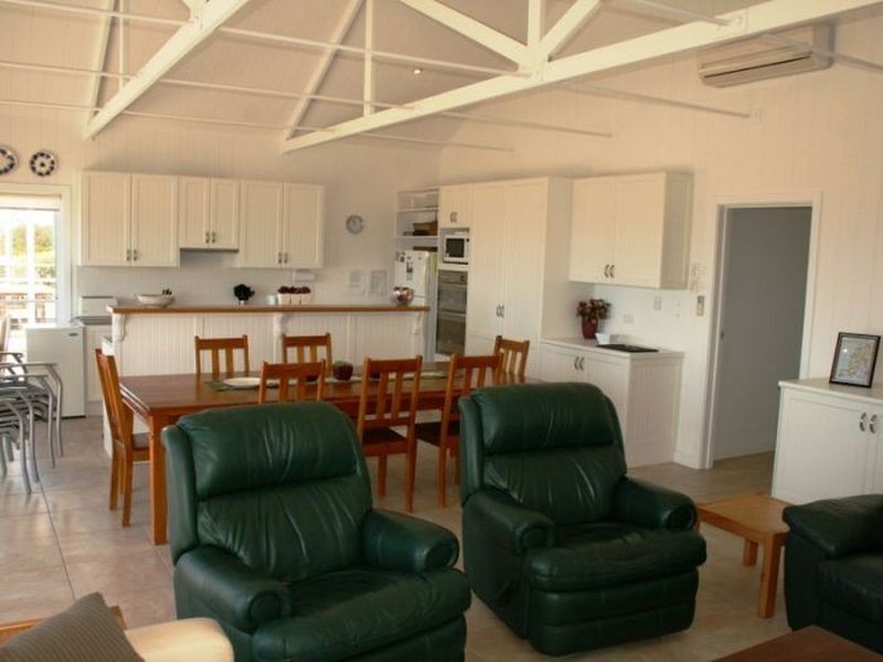 109B Marine Parade, Port Vincent SA 5581