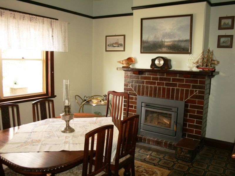 16 West Terrace, Minlaton SA 5575