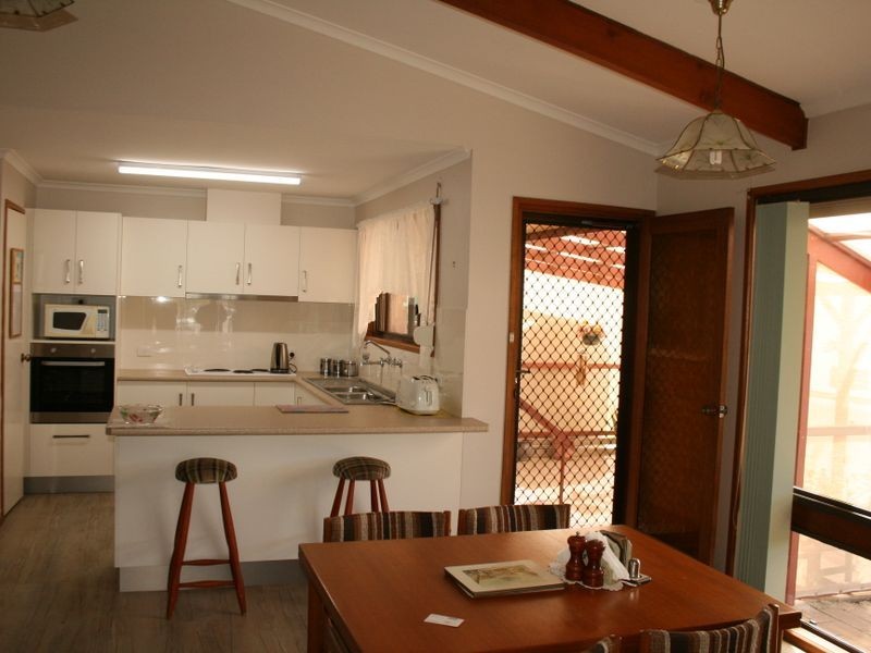 6 Beeston Street, Port Vincent SA 5581