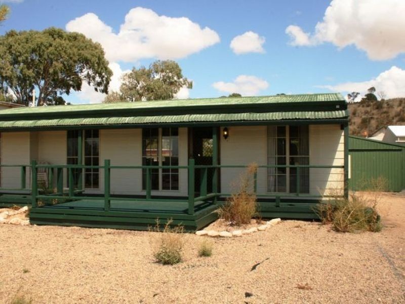 20 Esplanade, Pine Point SA 5571