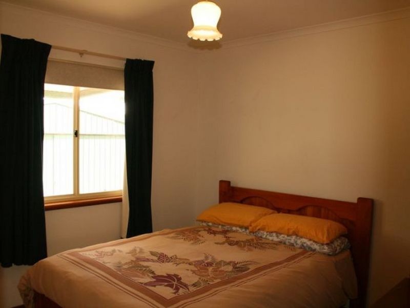 20 Esplanade, Pine Point SA 5571