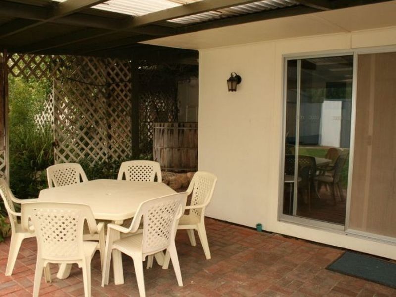 38 Esplanade, Pine Point SA 5571