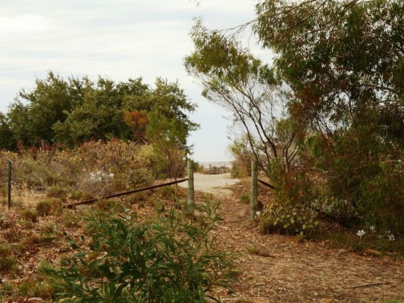 38 Esplanade, Pine Point SA 5571