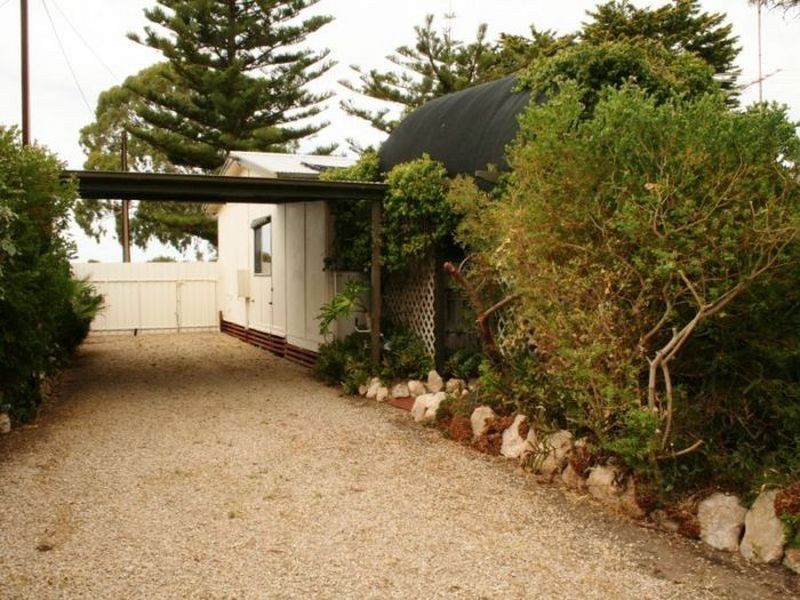 38 Esplanade, Pine Point SA 5571
