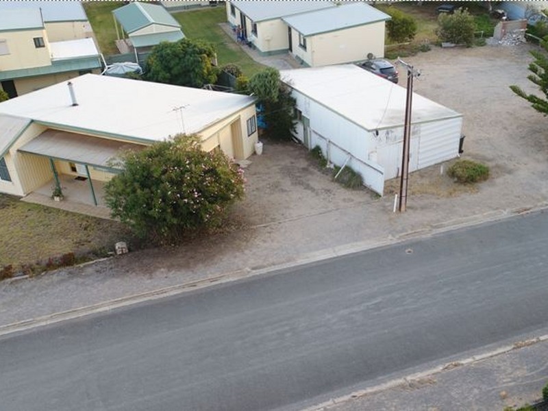 Unit 11/2 Ponder Parade, Port Vincent SA 5581