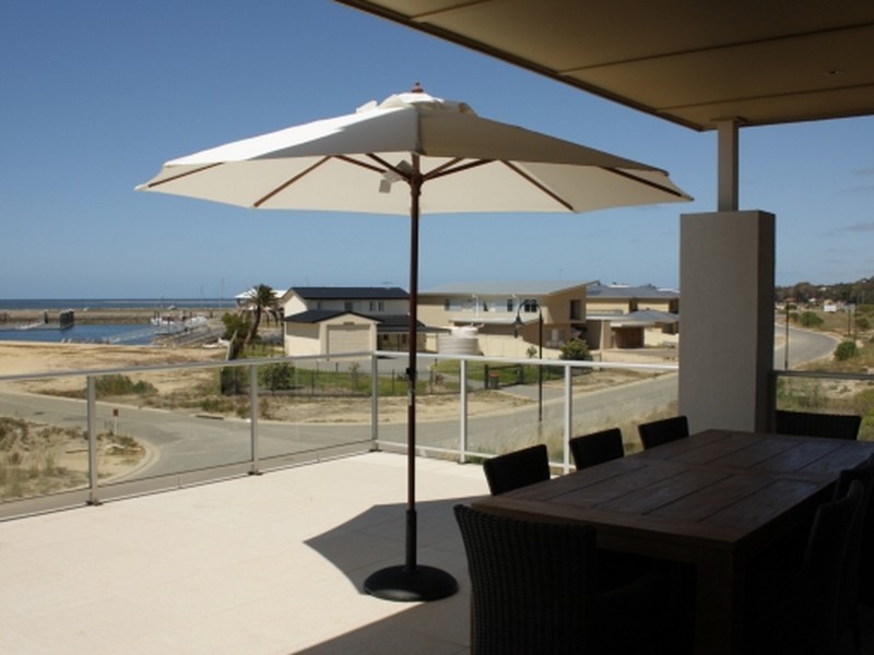 37 Marina Dve, Port Vincent SA 5581