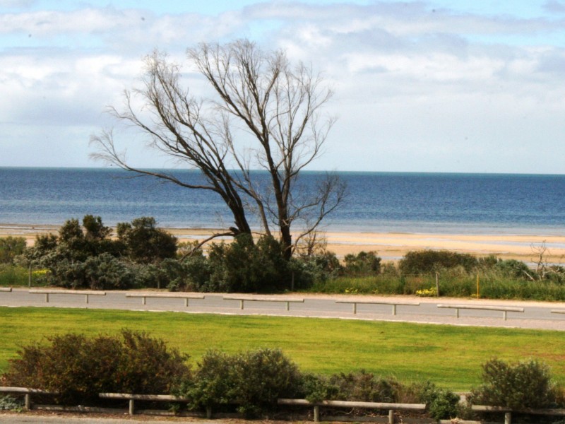 4 Ponder Parade, Port Vincent SA 5581