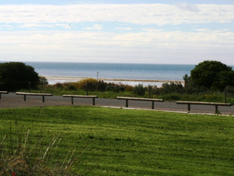 4 Ponder Parade, Port Vincent SA 5581