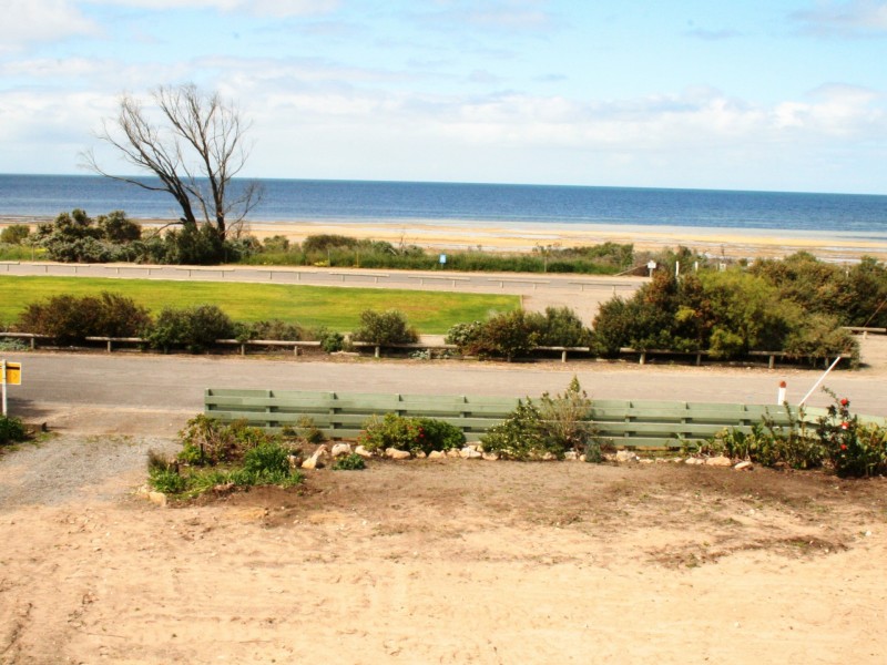 4 Ponder Parade, Port Vincent SA 5581