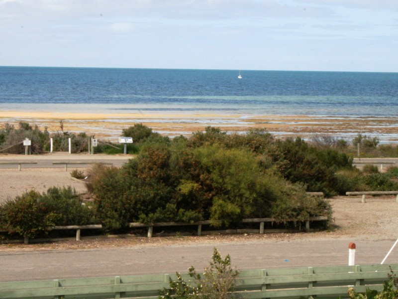 4 Ponder Parade, Port Vincent SA 5581