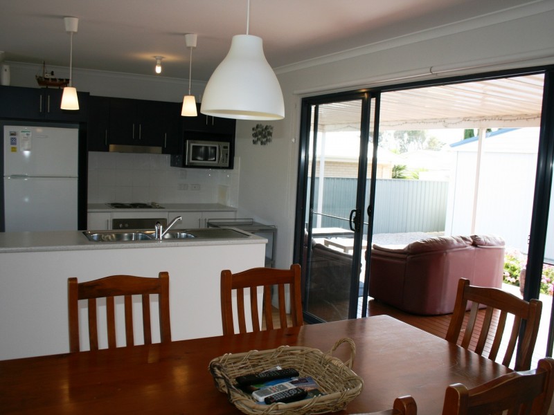 9 Kooringa Street, Port Vincent SA 5581