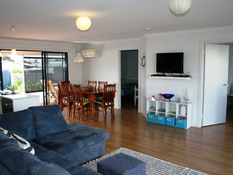 9 Kooringa Street, Port Vincent SA 5581