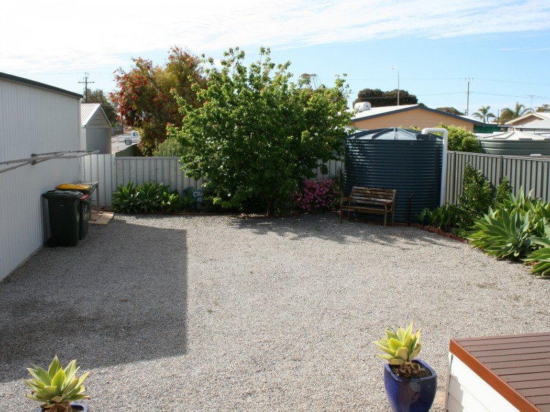 9 Kooringa Street, Port Vincent SA 5581