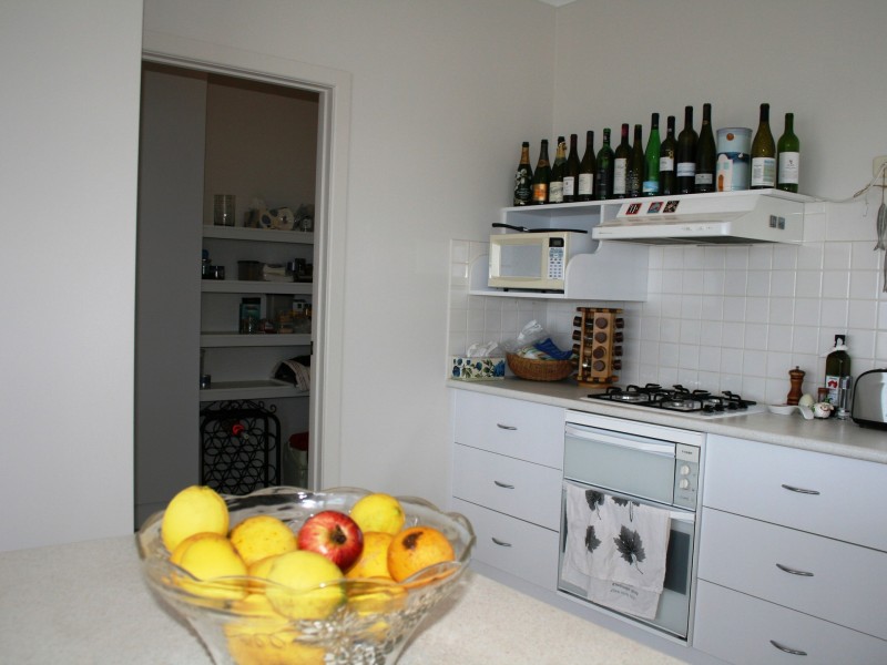 28 Esplanade, Port Vincent SA 5581