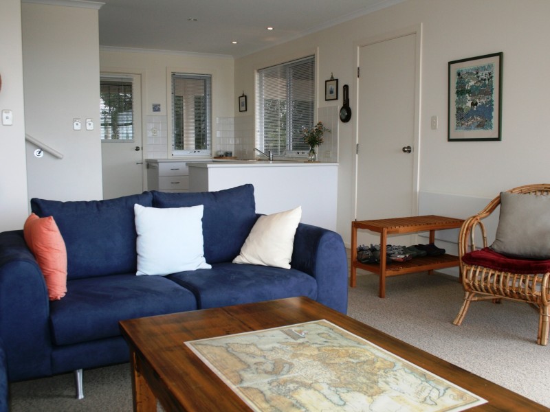 28 Esplanade, Port Vincent SA 5581