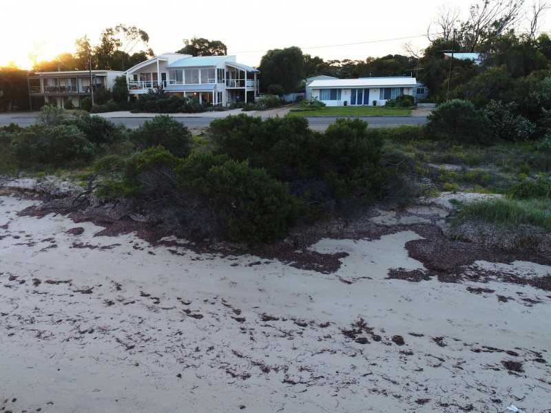 28 Esplanade, Port Vincent SA 5581