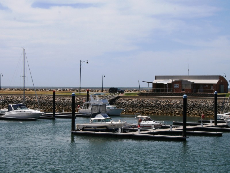 1 Breakwater Road, Port Vincent SA 5581
