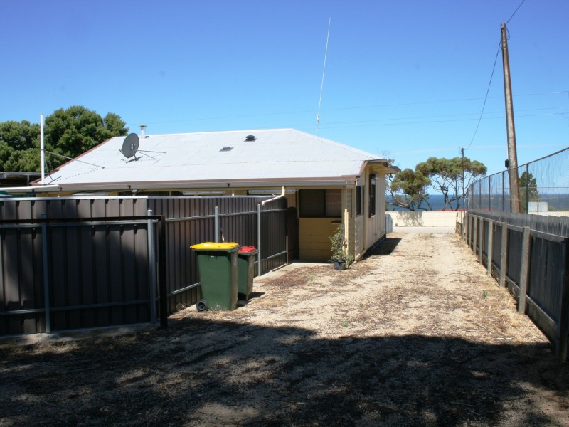 42 Main Coast Road, Pine Point SA 5571